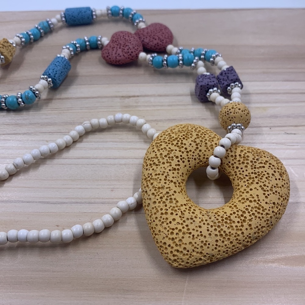 Multi Color Lava & White Blue Howlite Beaded Necklace Heart Charm 28” Silvertone - Picture 7 of 7